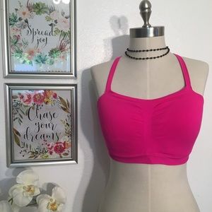 Pink sports bra 💕
